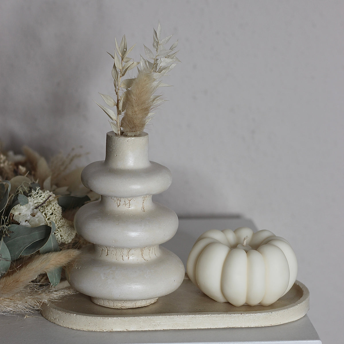 Betonvase ; Vase ; Trockenblumenvase „Infinity“ Mittel