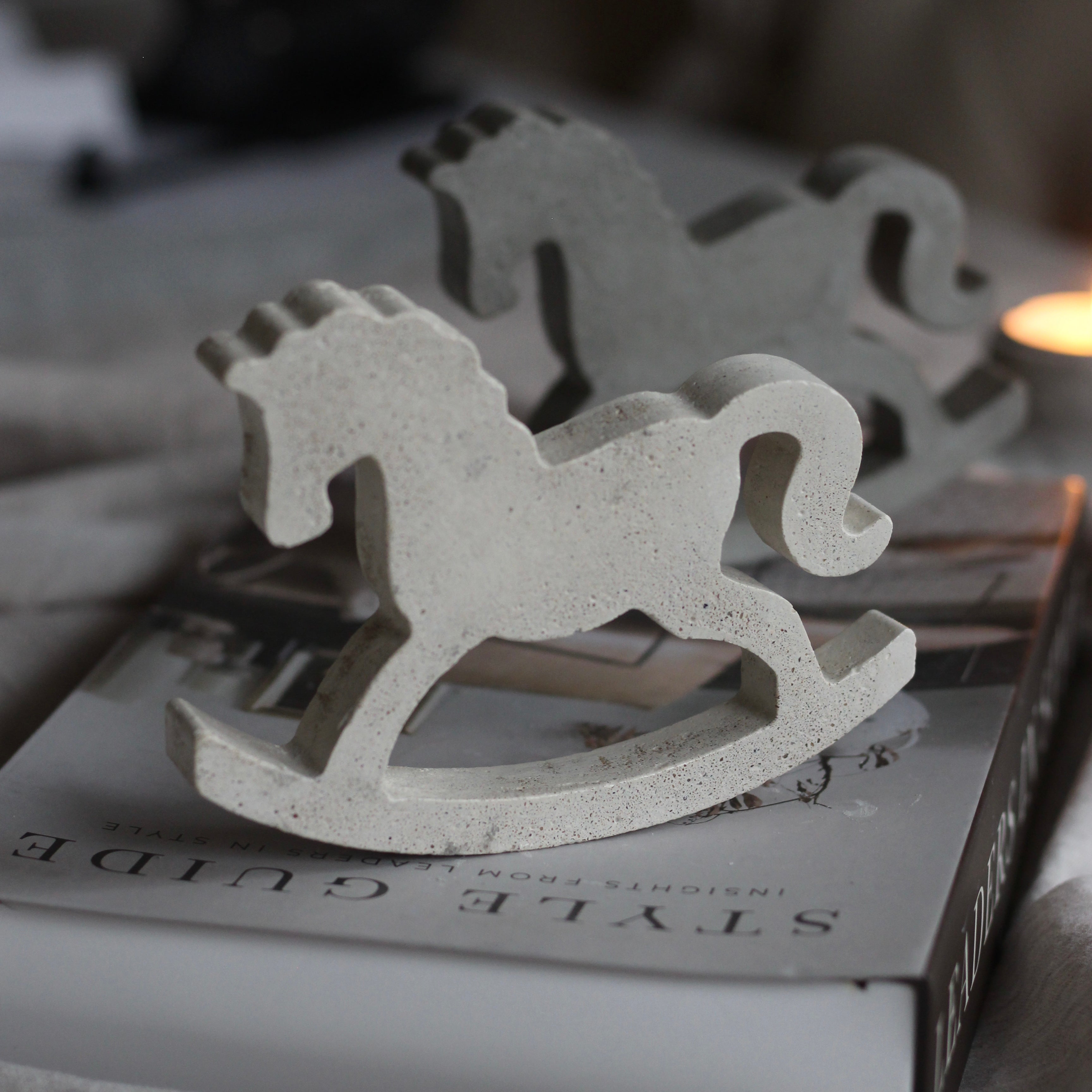 Weihnachten Beton „Schaukelpferd"