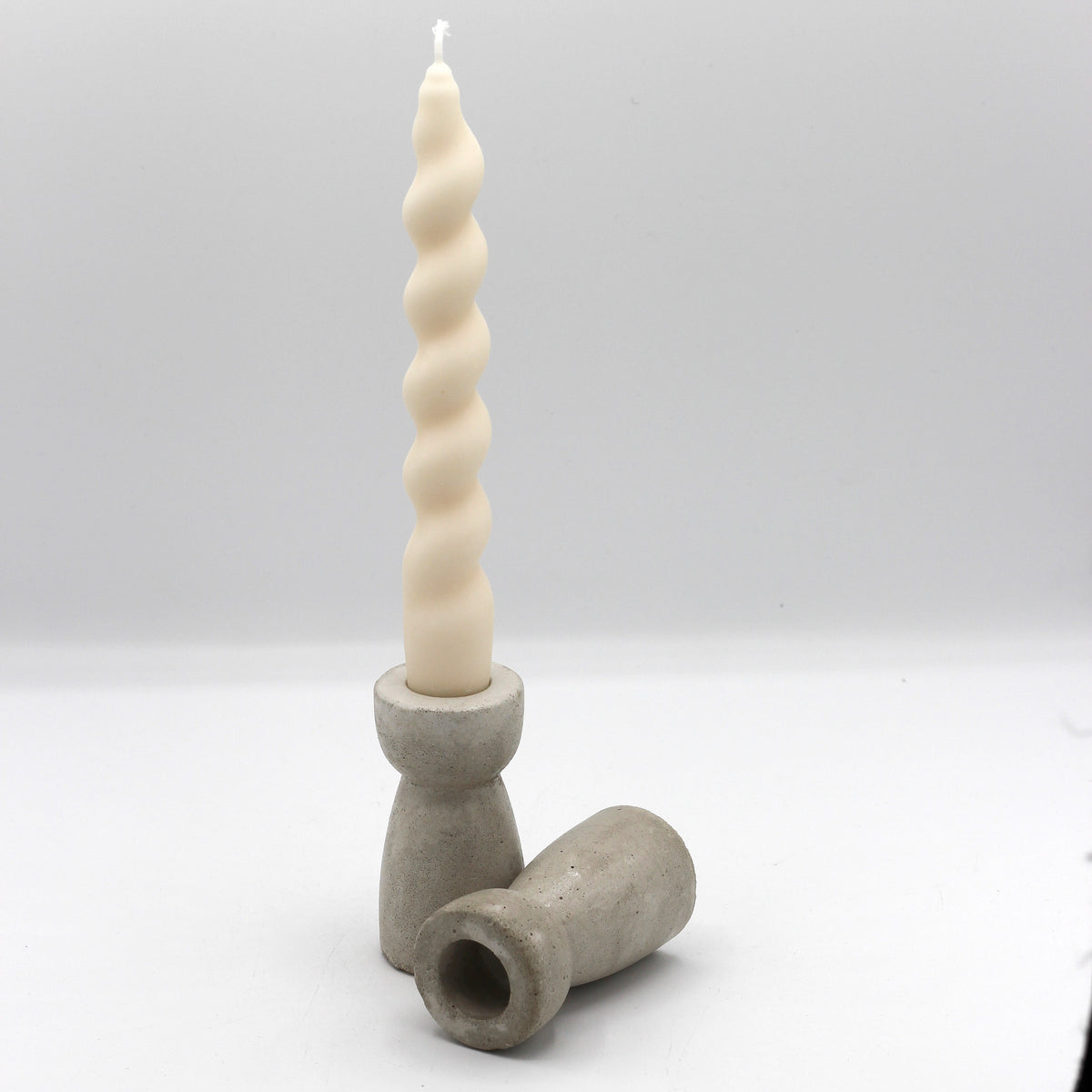Beton Kerzenständer "Belle"