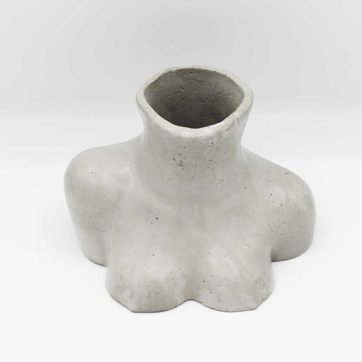 Betonvase ; Vase ; Frau ; Körper ;
Trockenblumenvase „Headless“