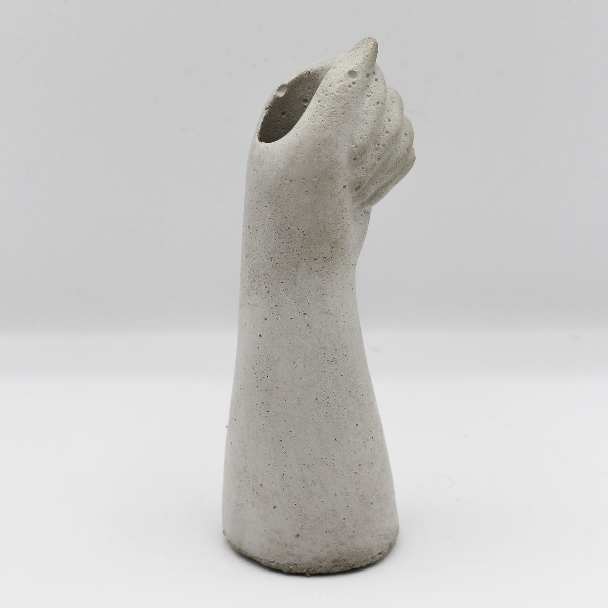 Betonvase; Trockenblumenvase ; Hand ; „Für Dich“