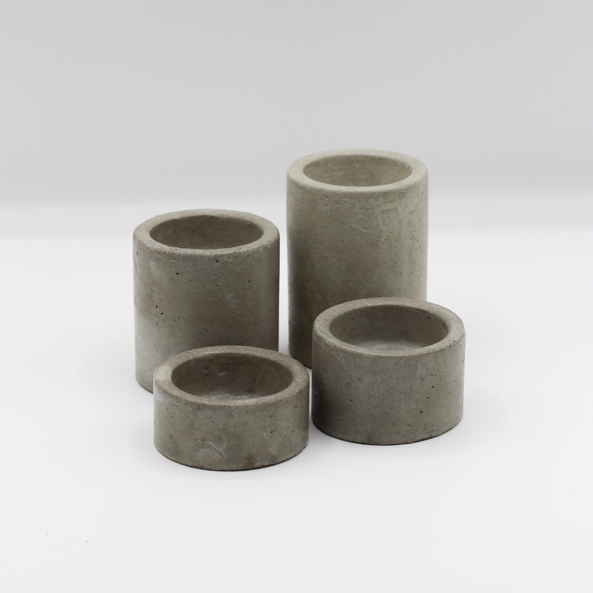 Beton Teelicht ; „der 4er“