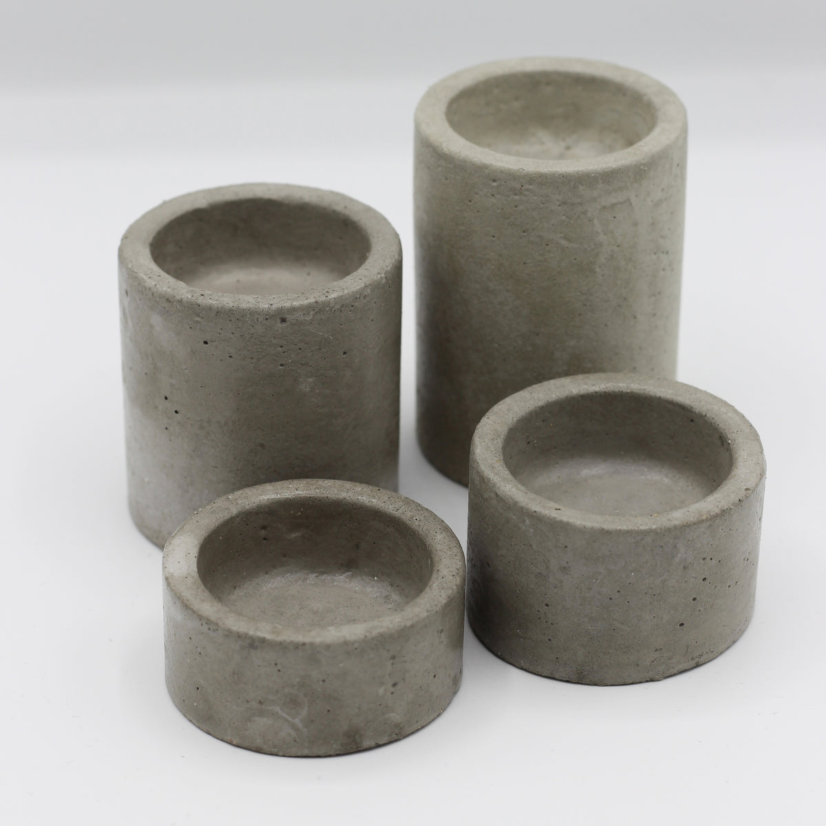 Beton Teelicht ; „der 4er“