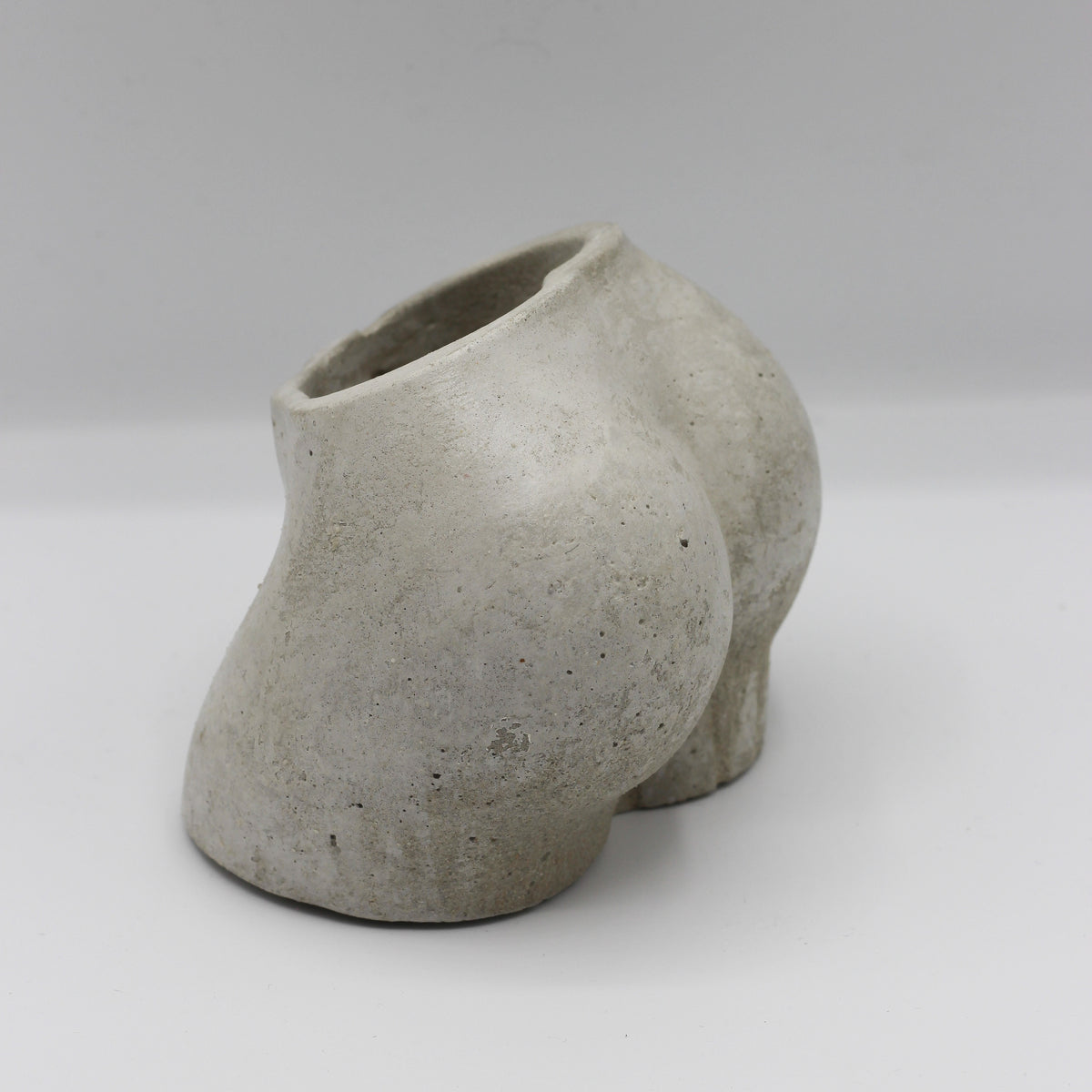 Betonvase; Frau ; Körper ;
Trockenblumenvase „Woman“