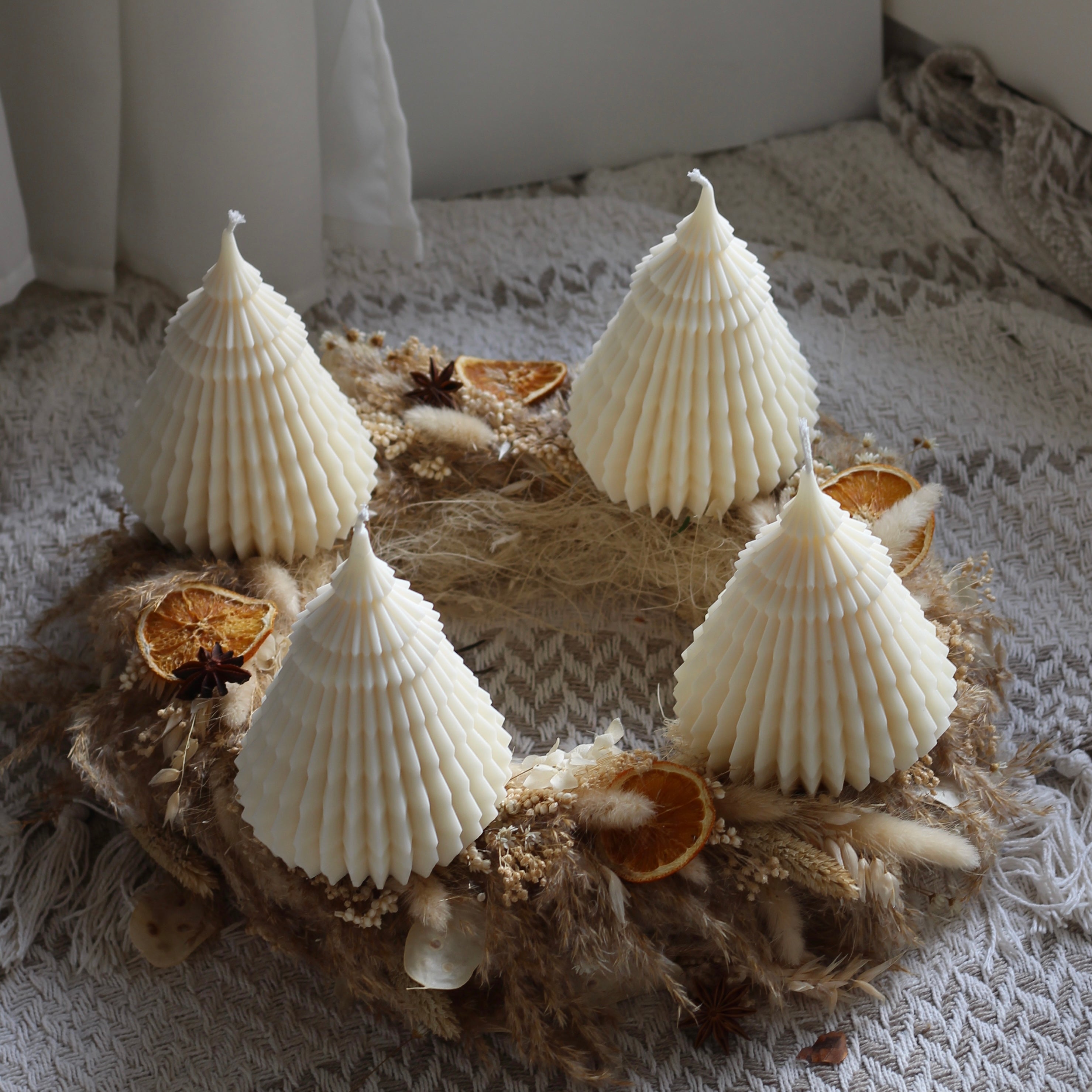 4 er Set  Kerze „Tannenbaum bauchig L"