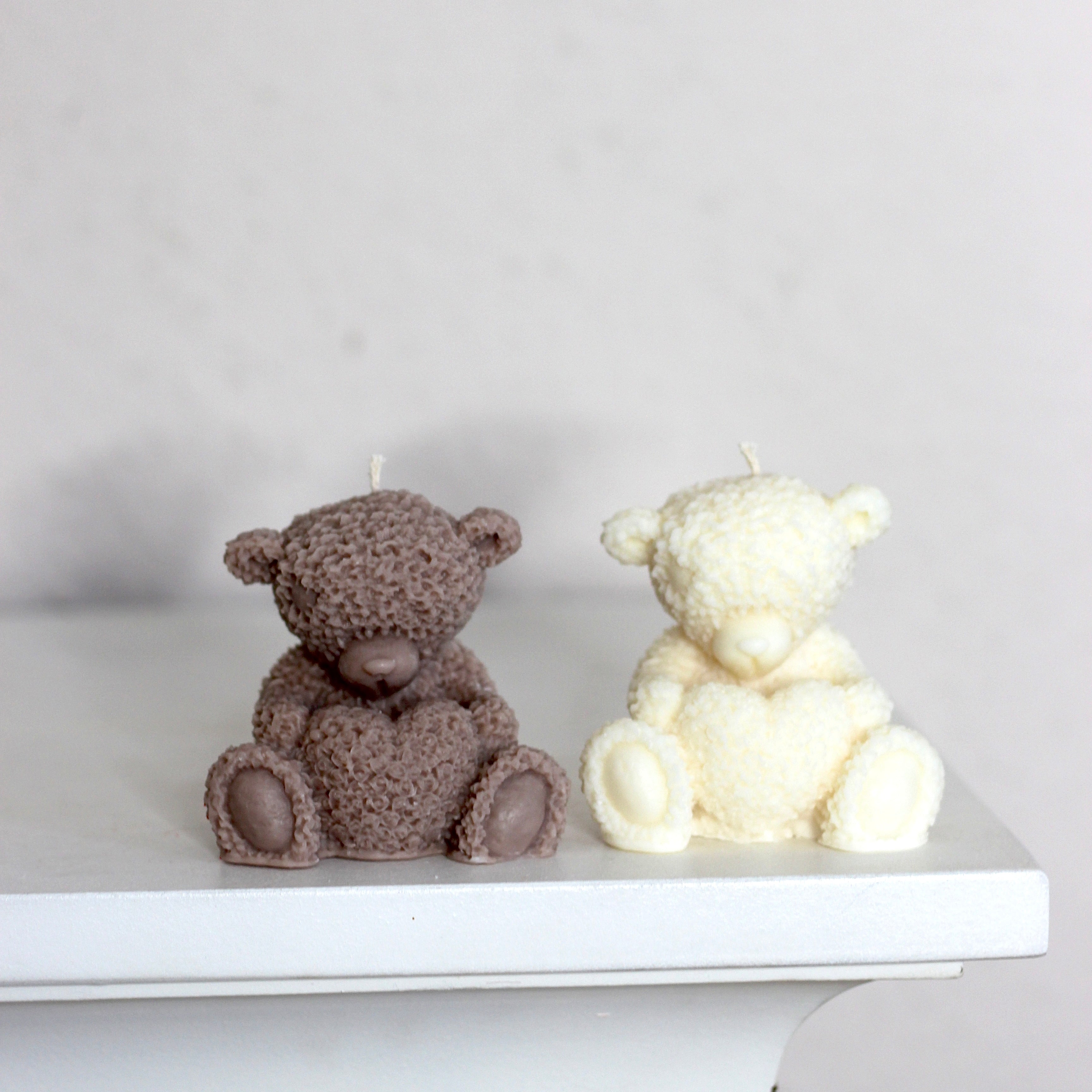 Kerze ; Teddy; sitzender Teddy mit Herz