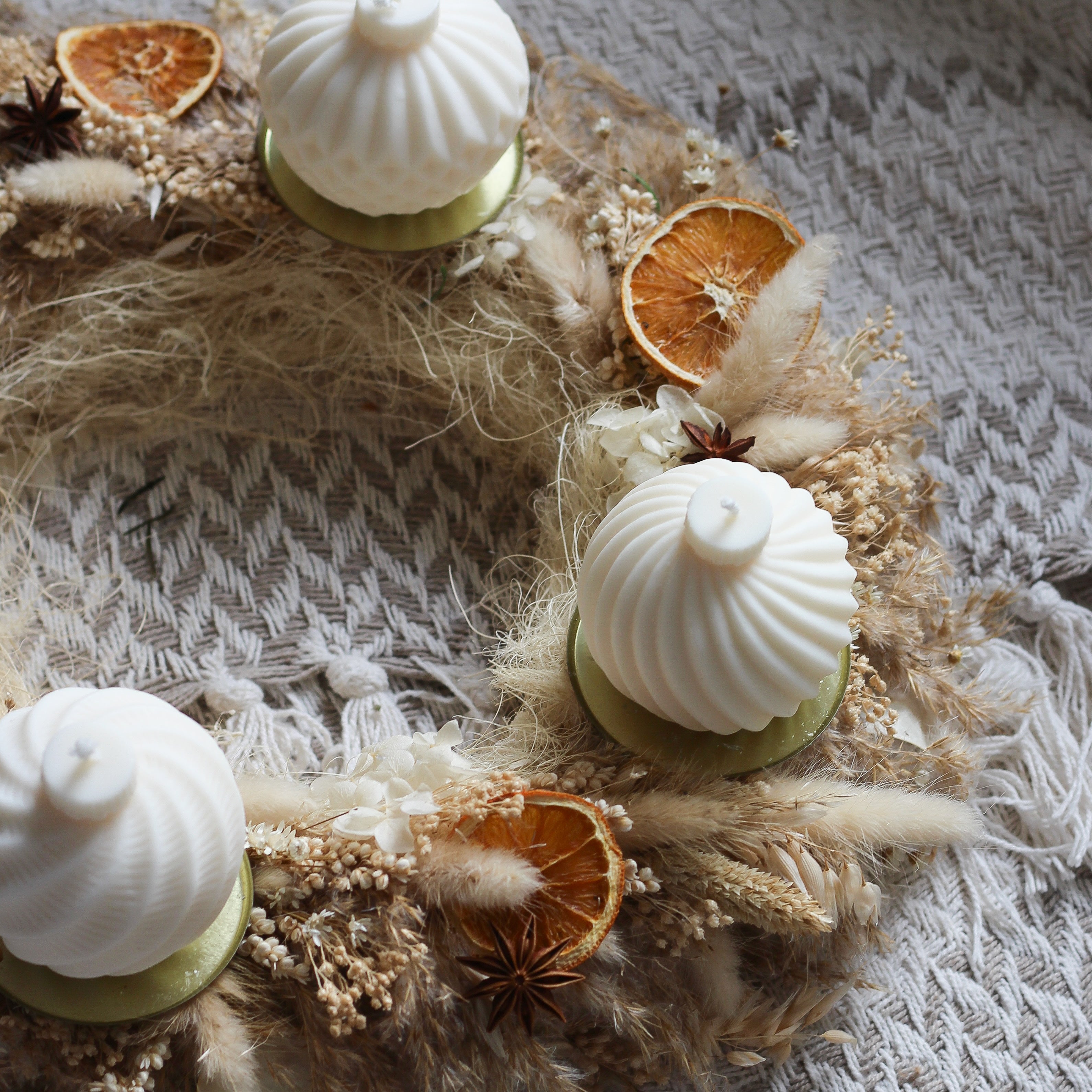 4 er set Kerze "vier verschiedene Christbaumkugeln"