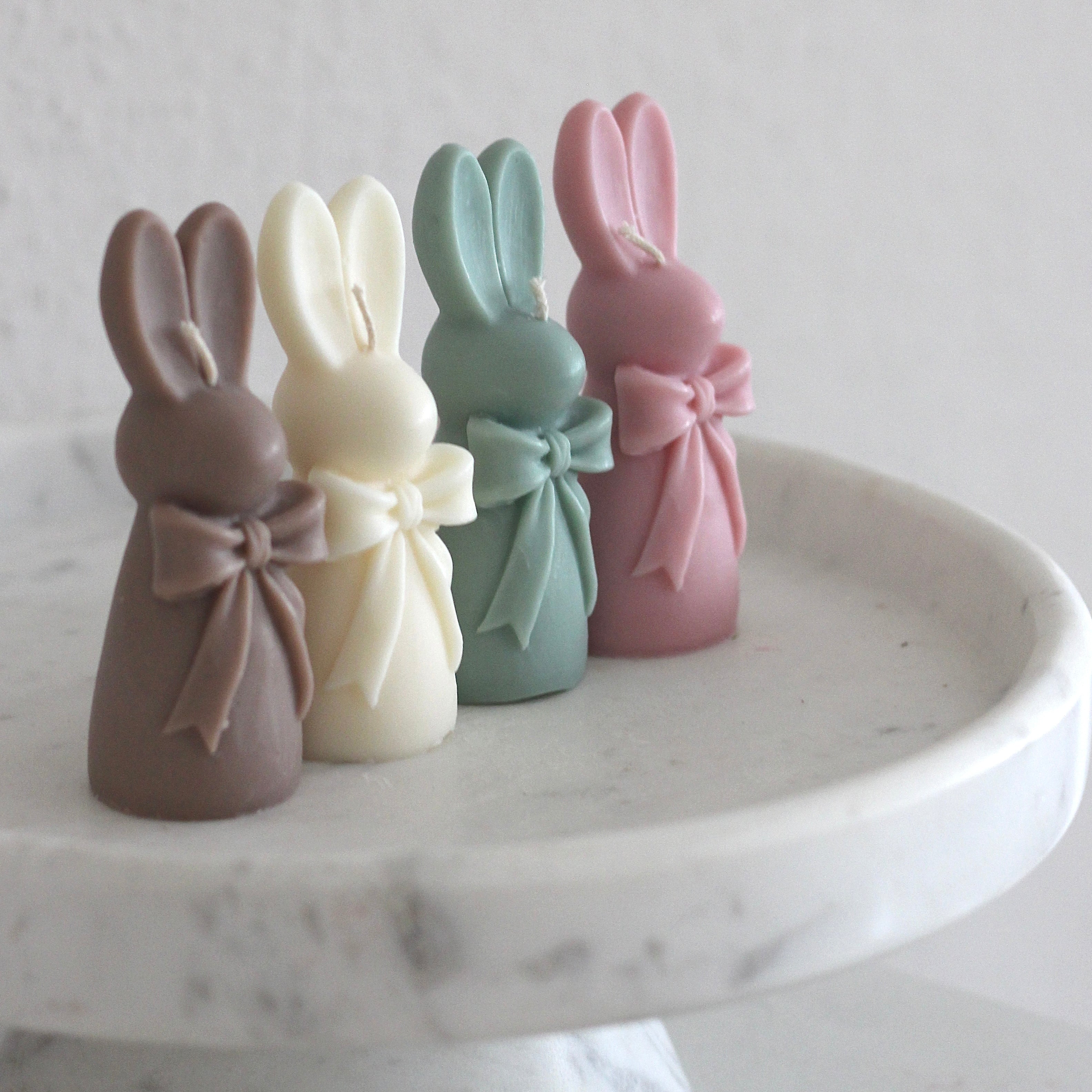 Kerze Häschen mit Schleife