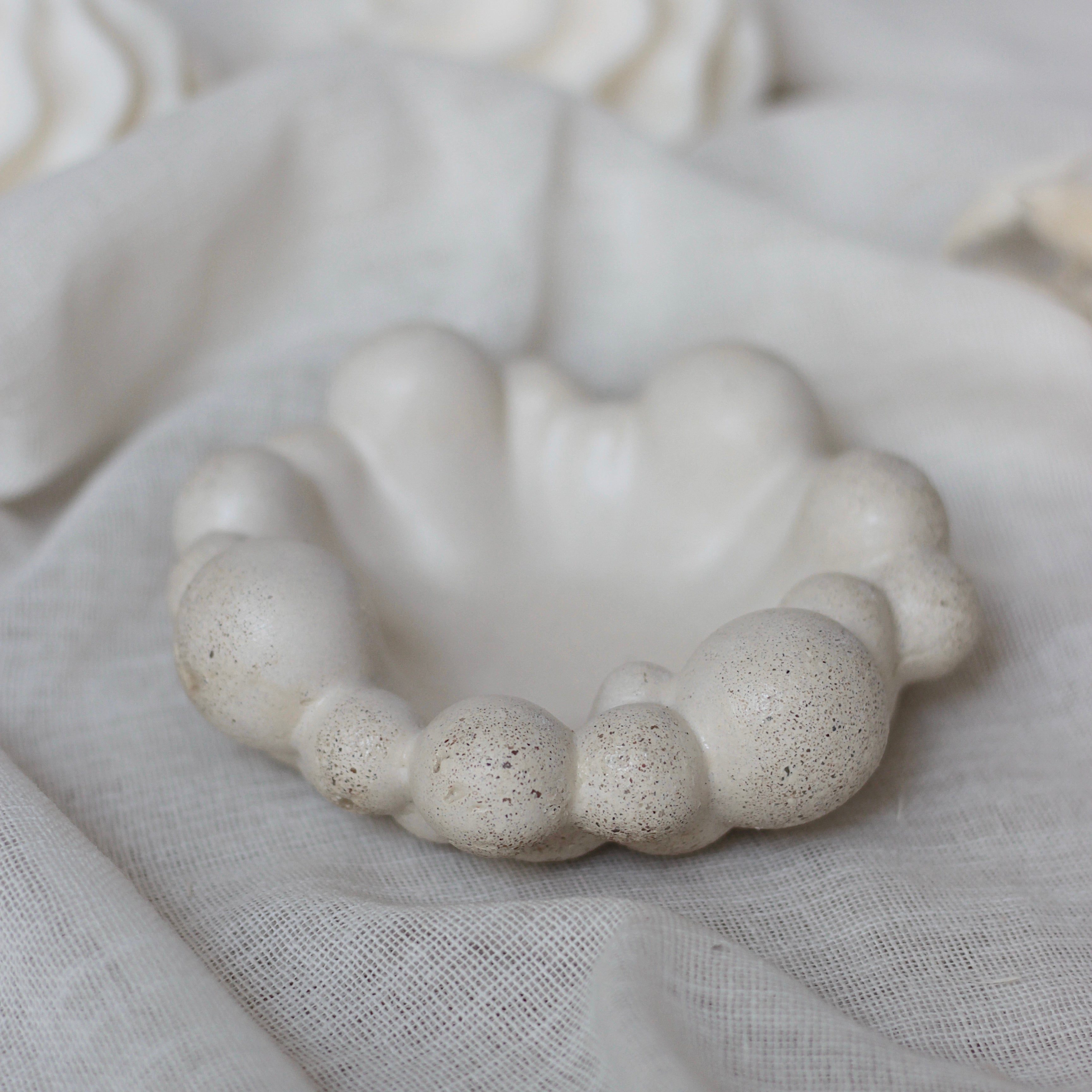Beton Schale "Bubbly"
