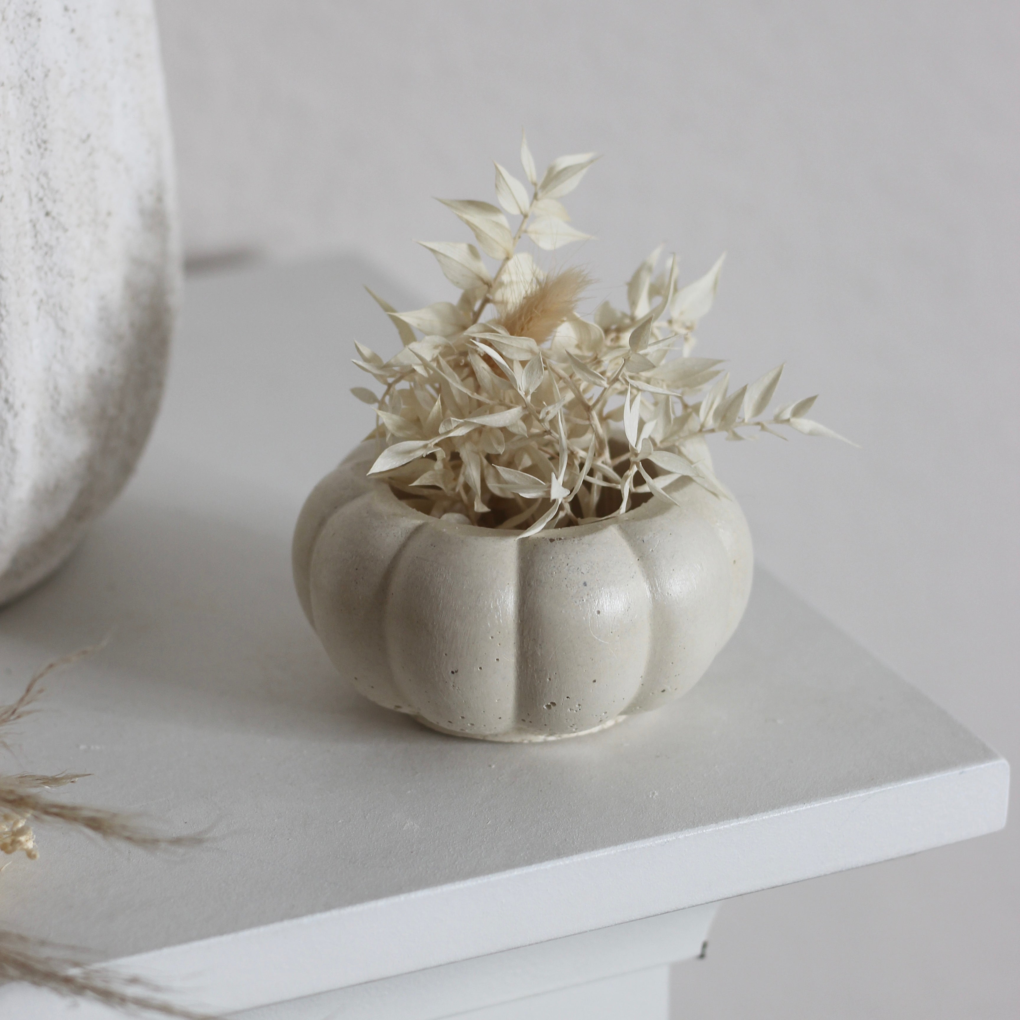 Beton Blumentopf Kürbis