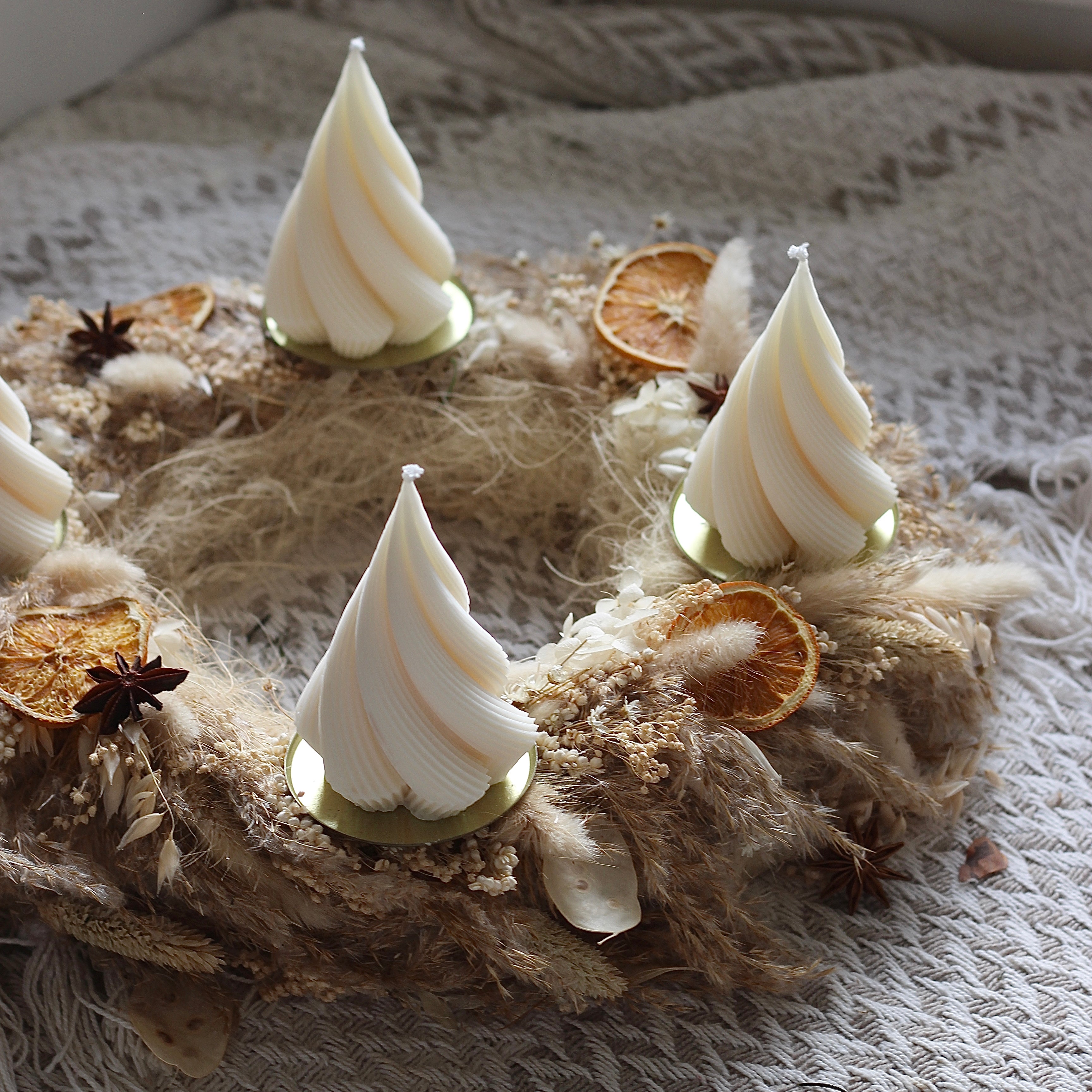 4 er Set  Kerze „Tannenbaum verdreht groß"