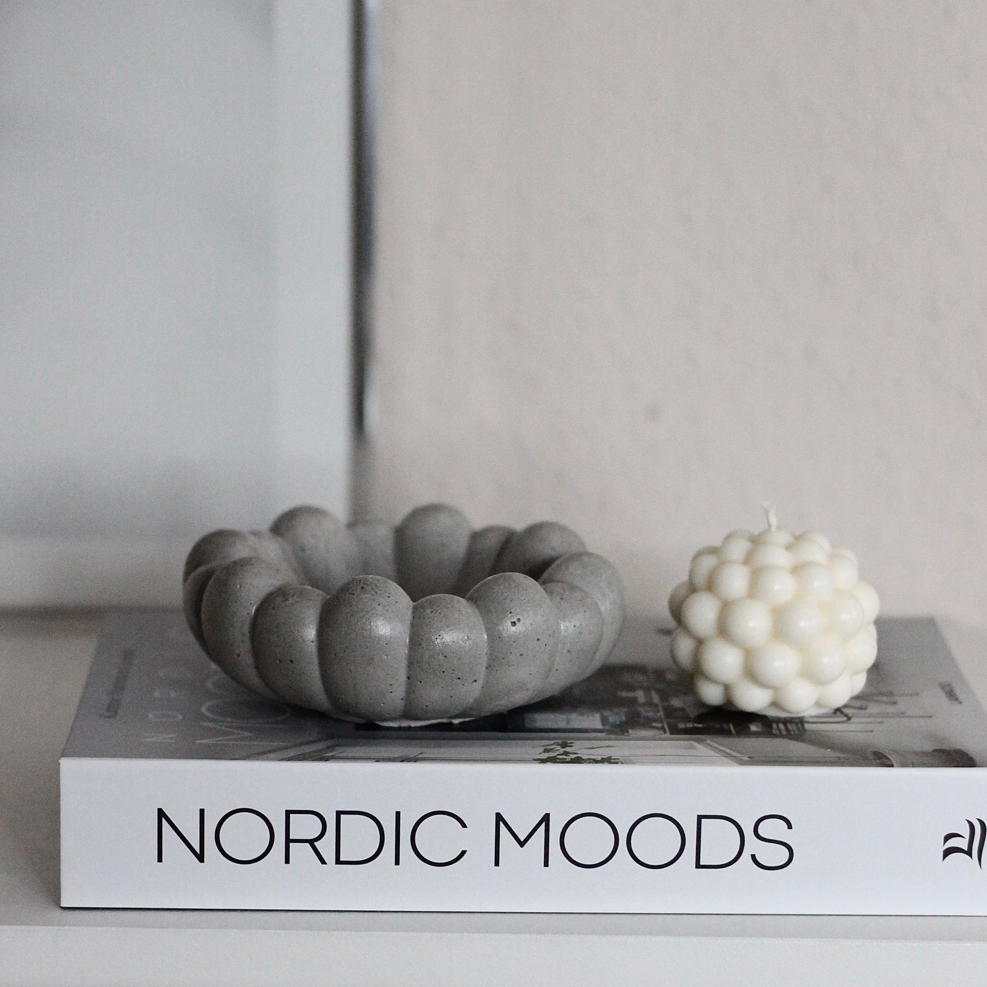 Beton Schale "Cloudy"