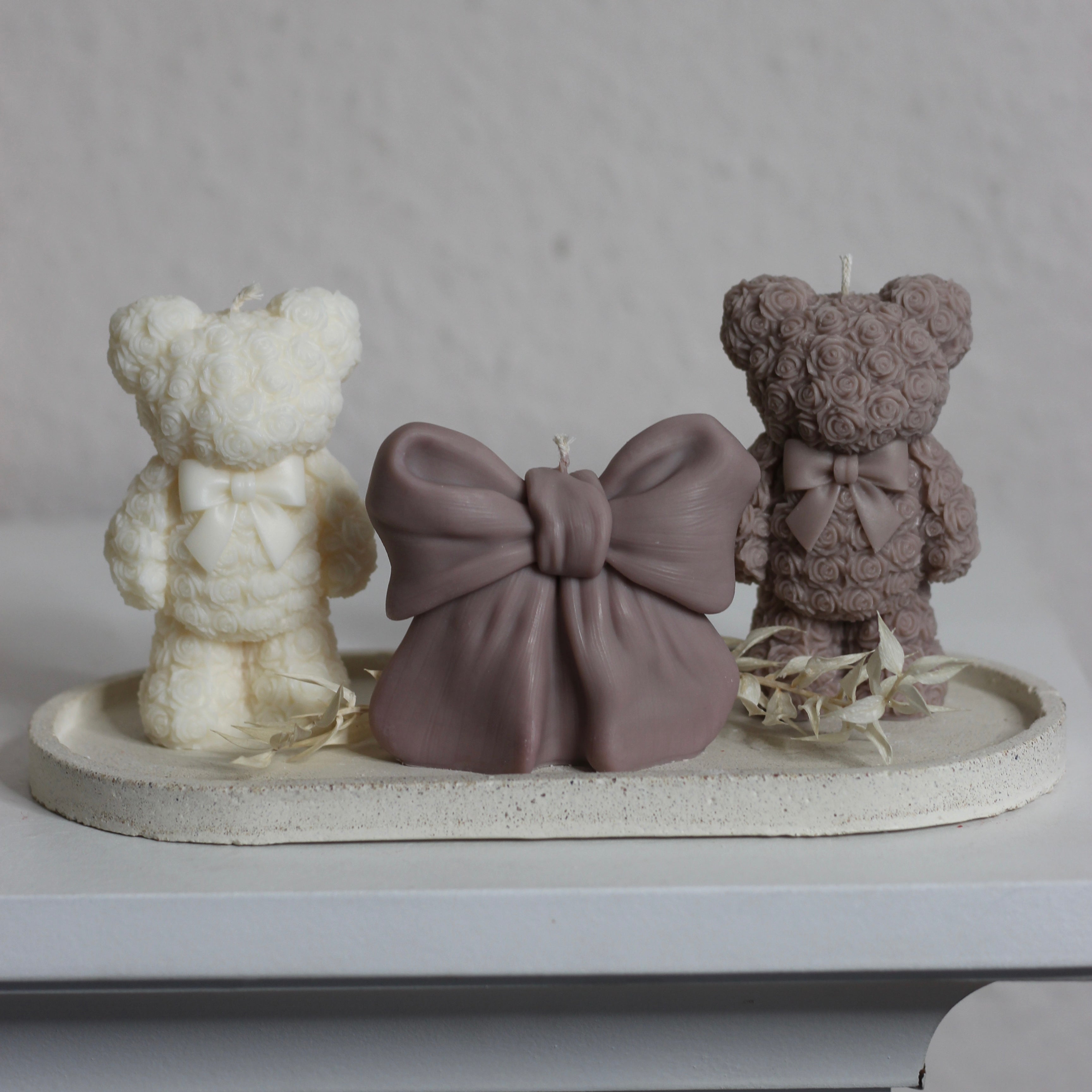 Kerze ; Teddy; stehender Teddy mit Schleife