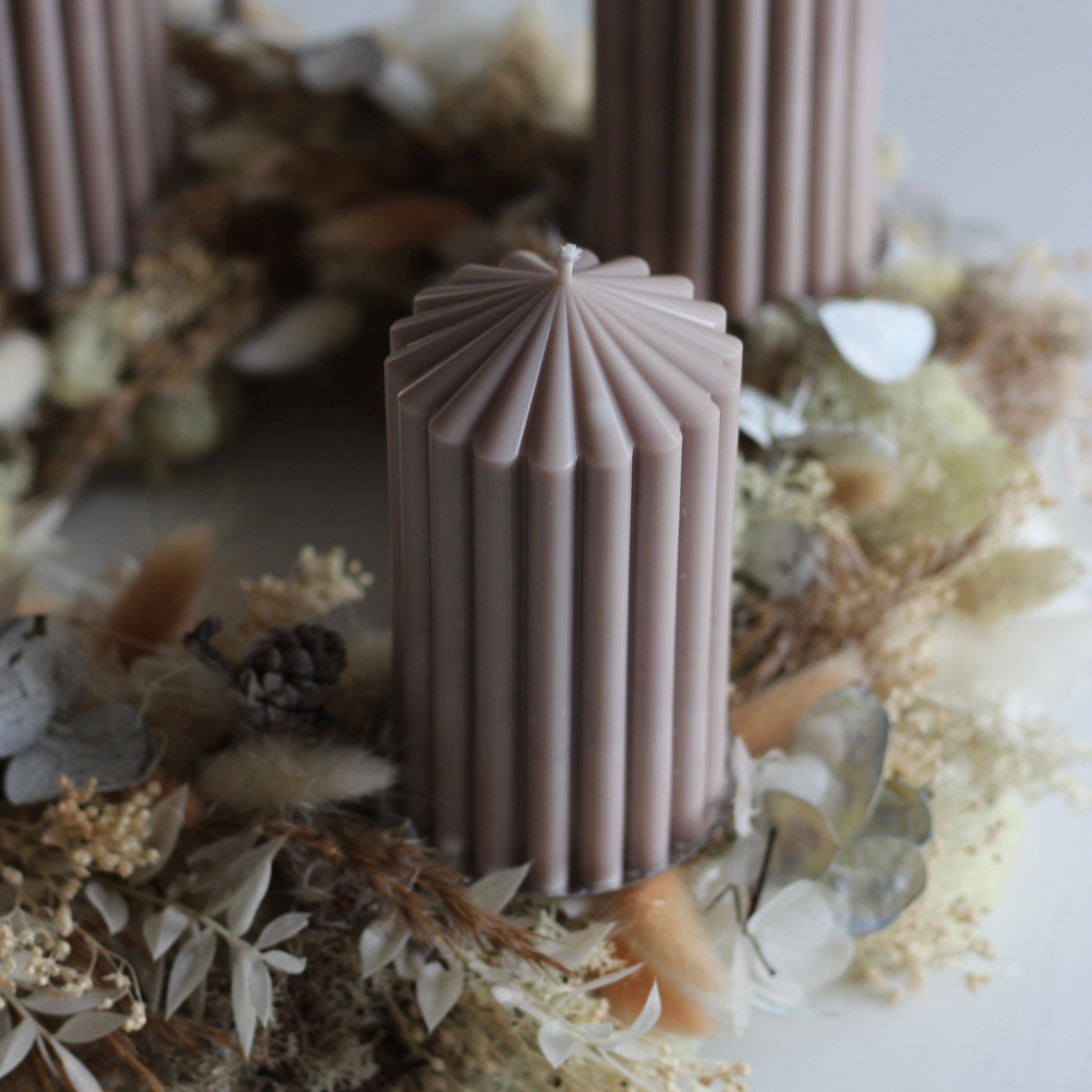 4 er Stumpenkerze „Queen klein“