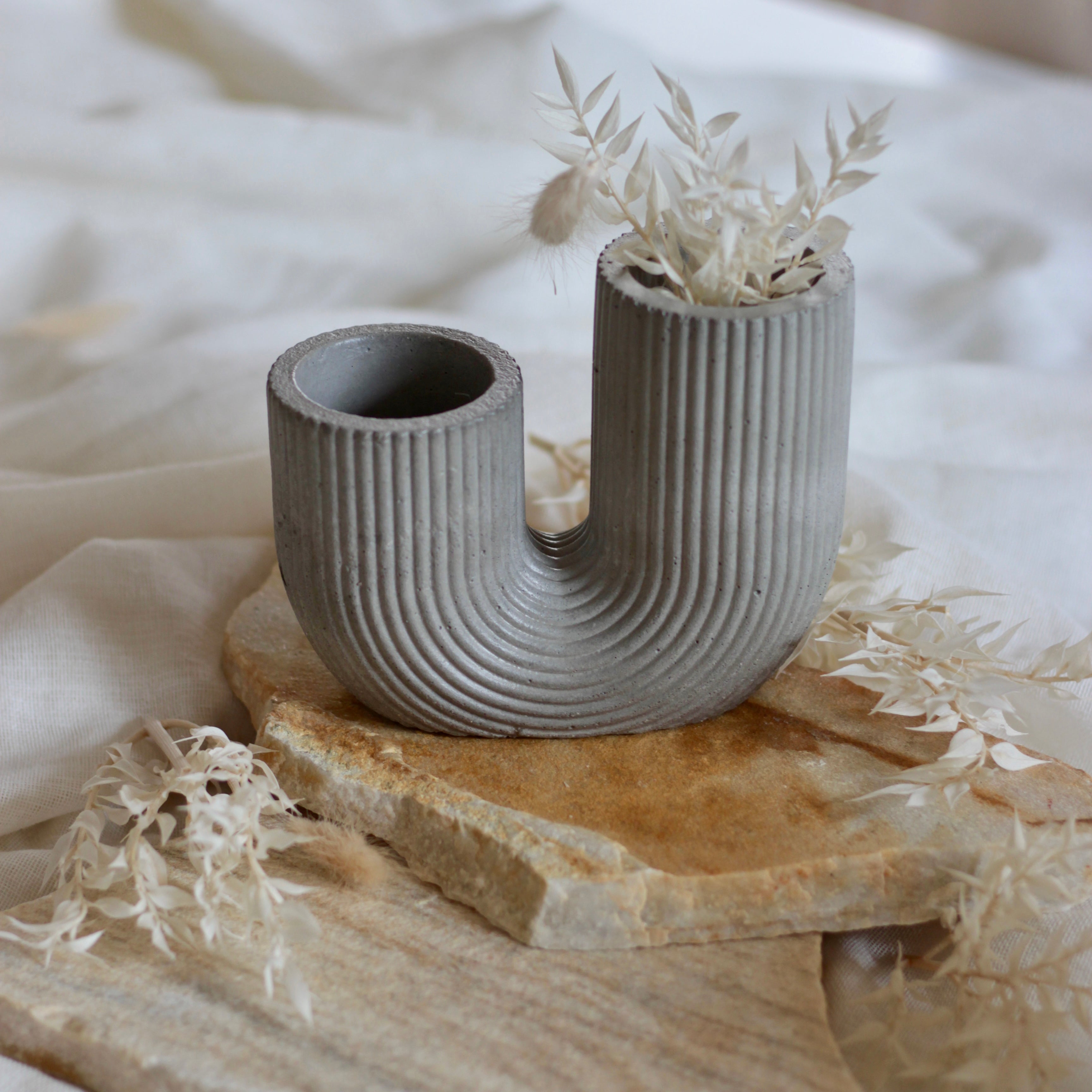 Betonvase „U-Vase XL“