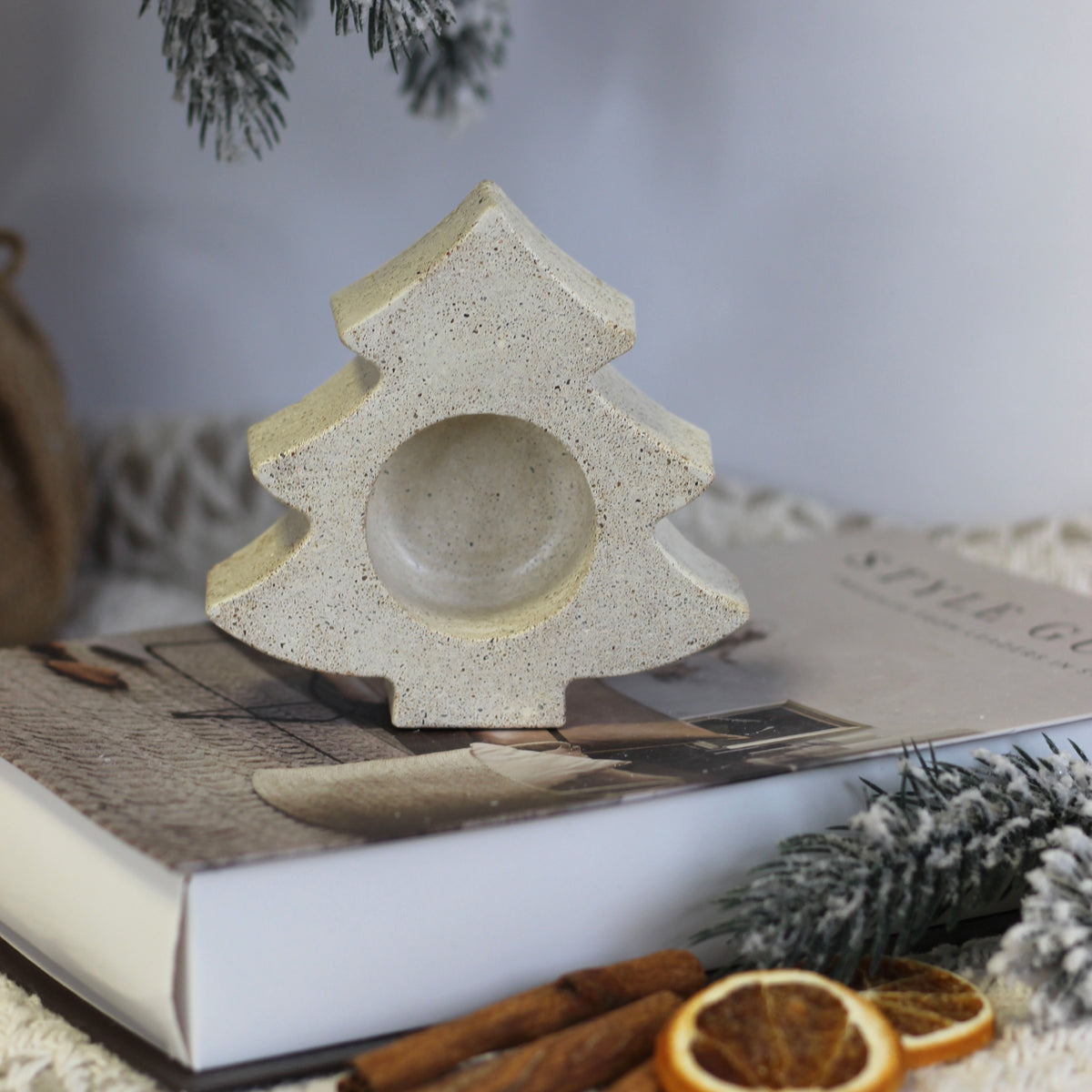 Beton Weihnachten Teelichthalter „Tanne"