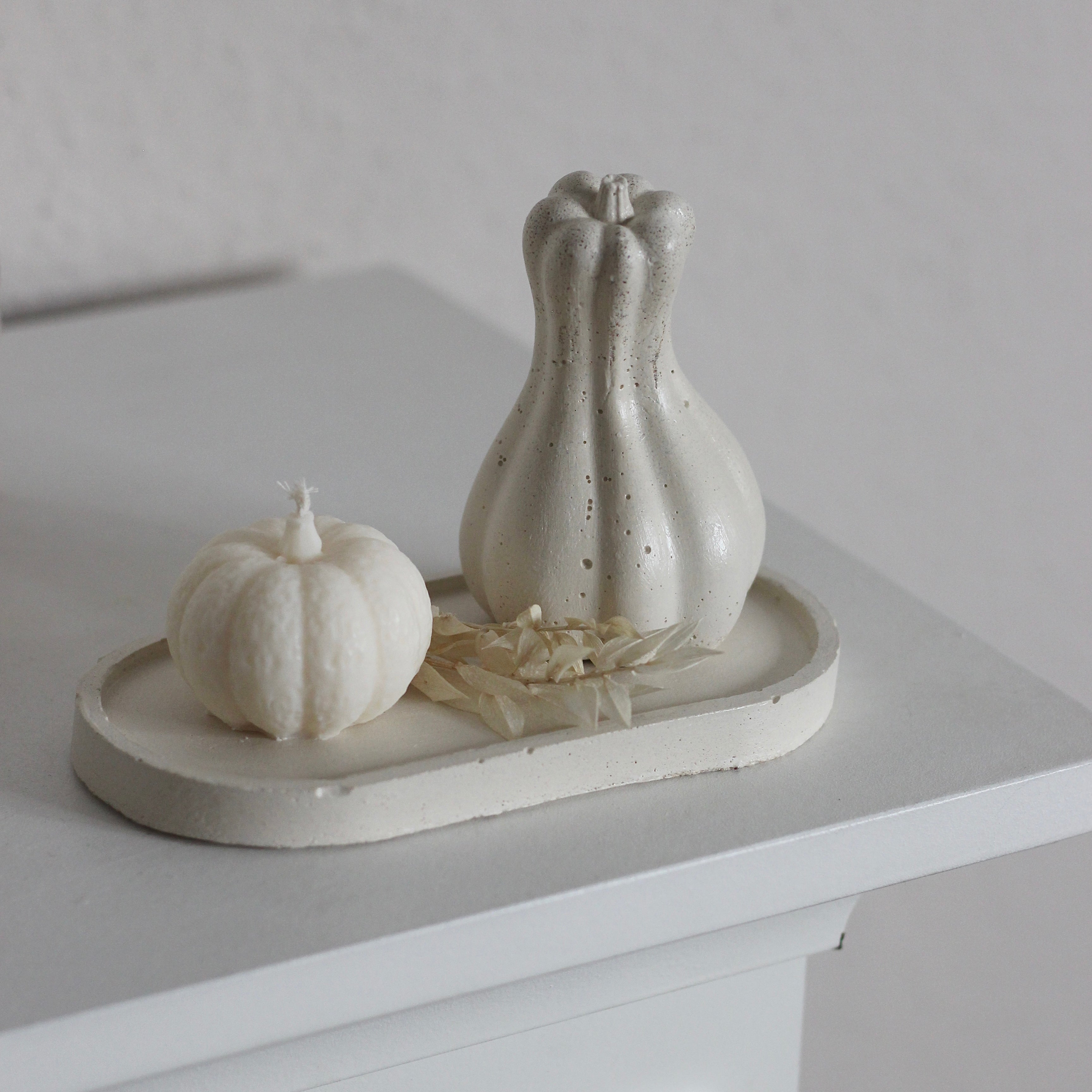 Betondekoration Kürbis Variante 6 "Squash" groß