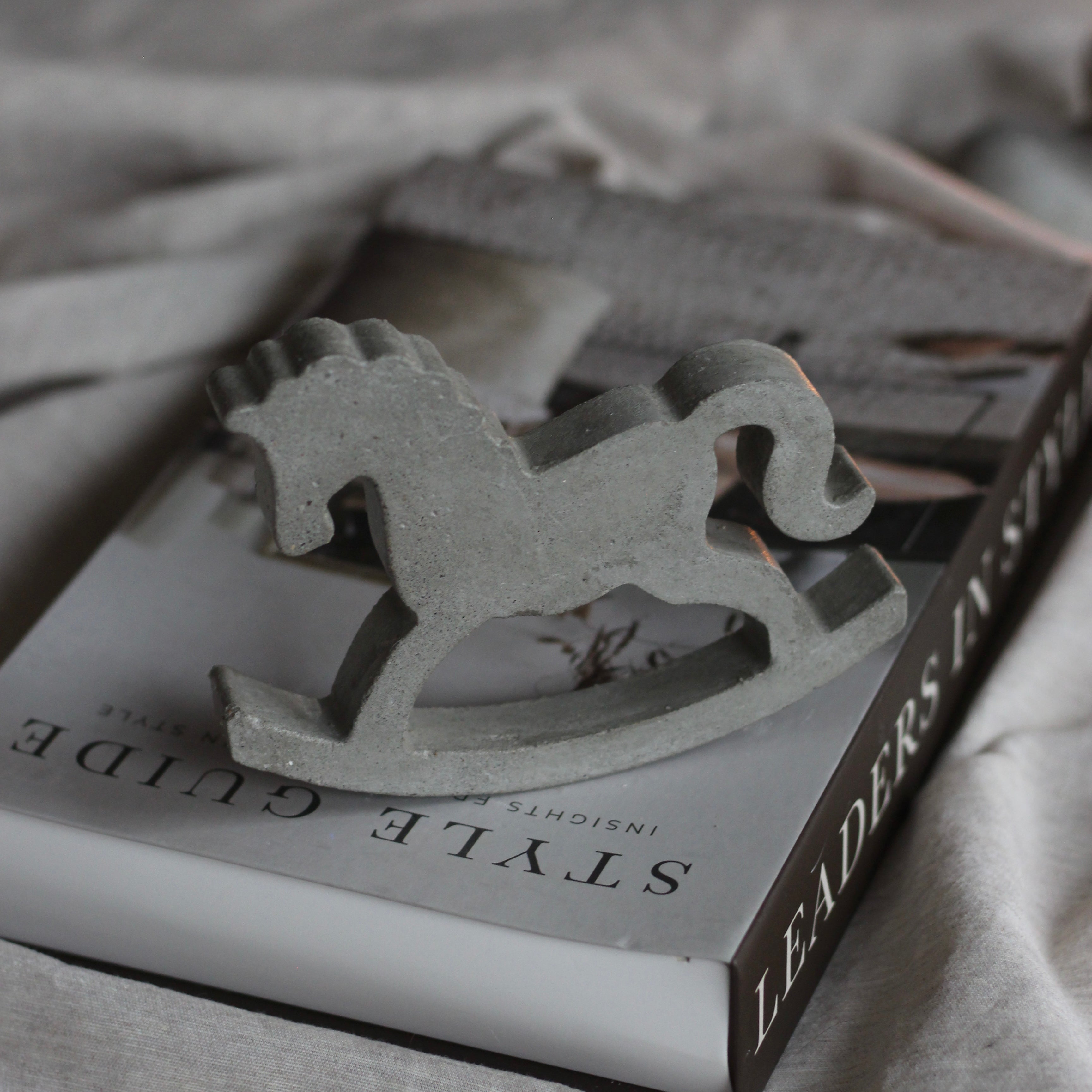 Weihnachten Beton „Schaukelpferd"