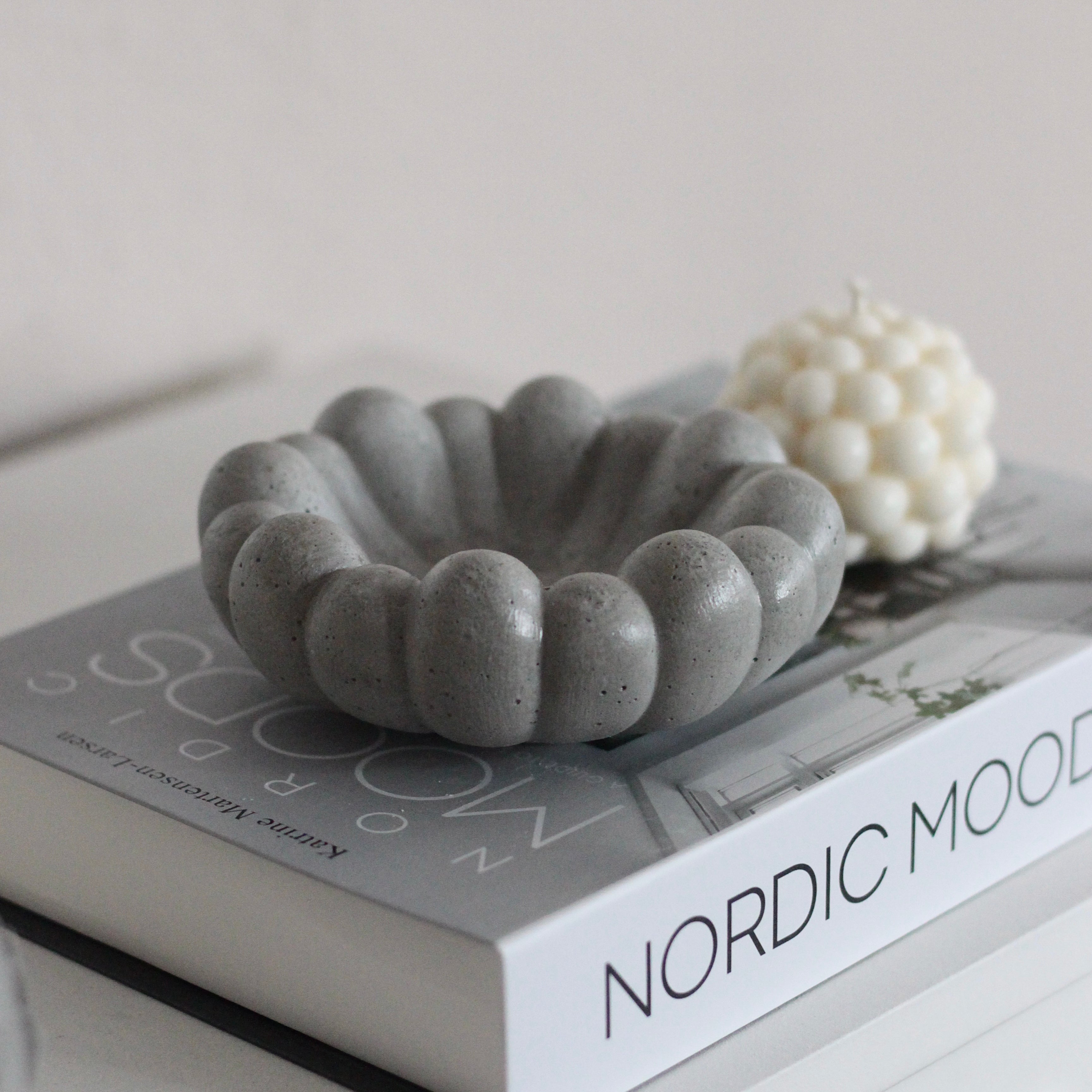 Beton Schale "Cloudy"