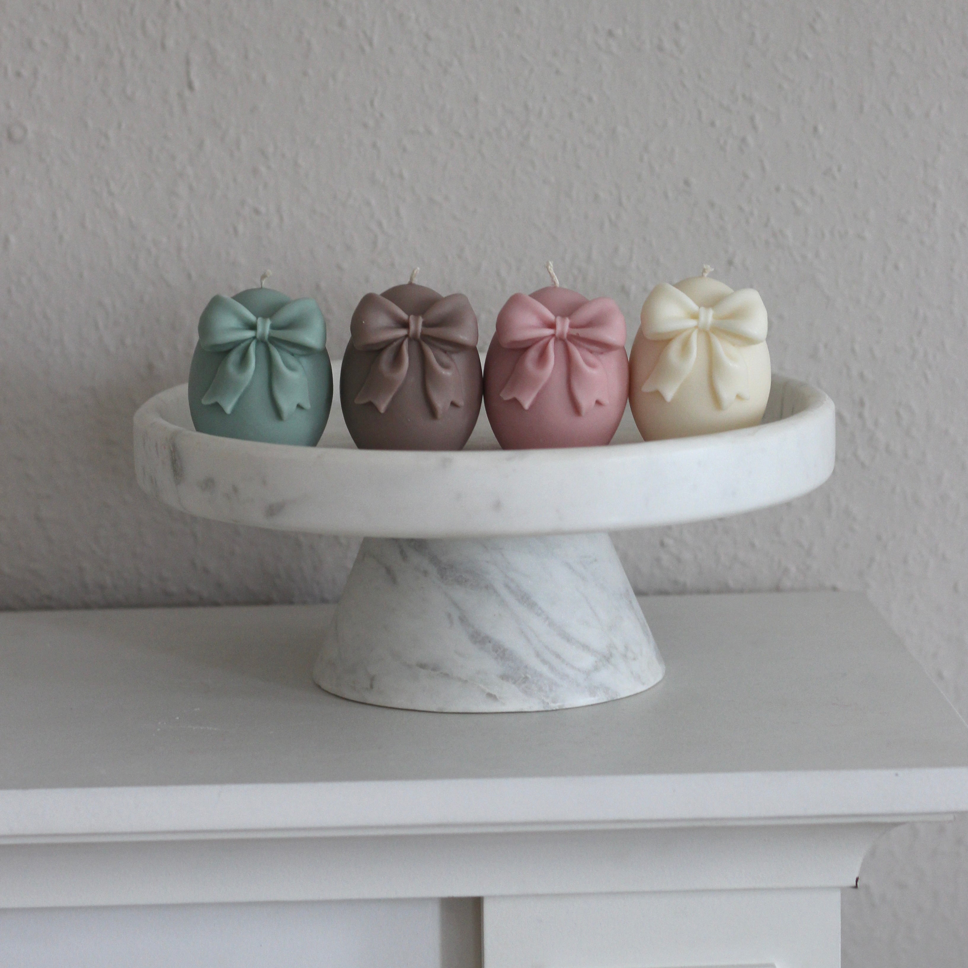 Kerze Ei mit Schleife