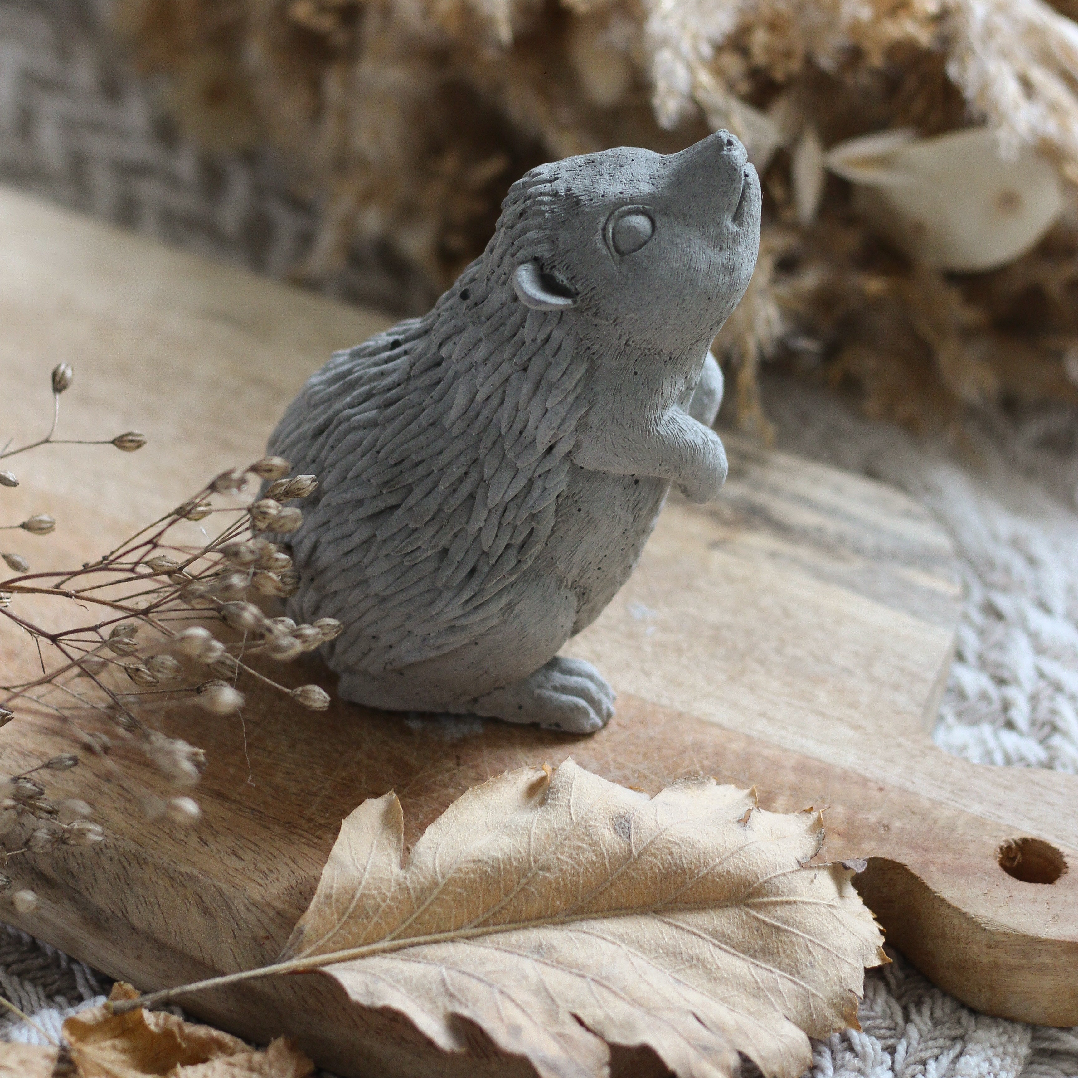 Beton Tier "Igel" Willi