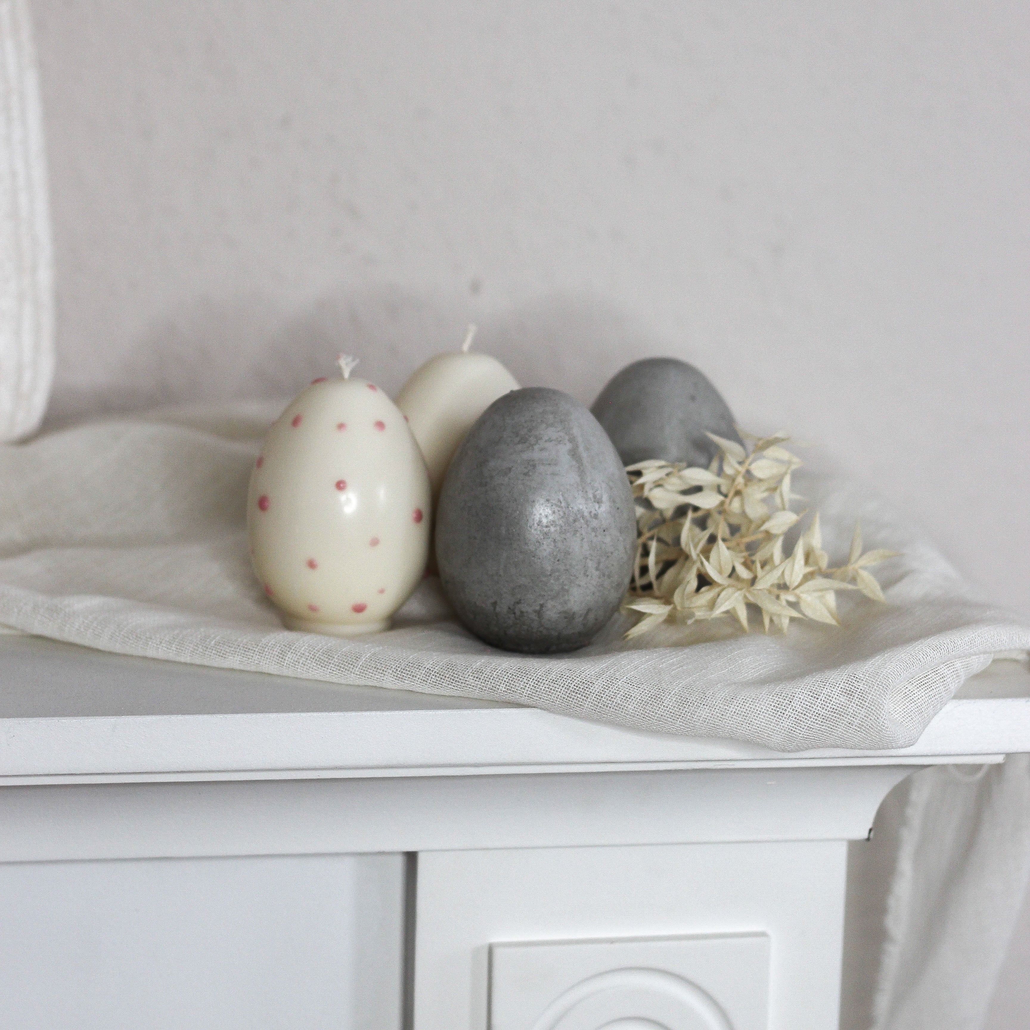 Beton „großes Ei“ Ostern ;Osterei