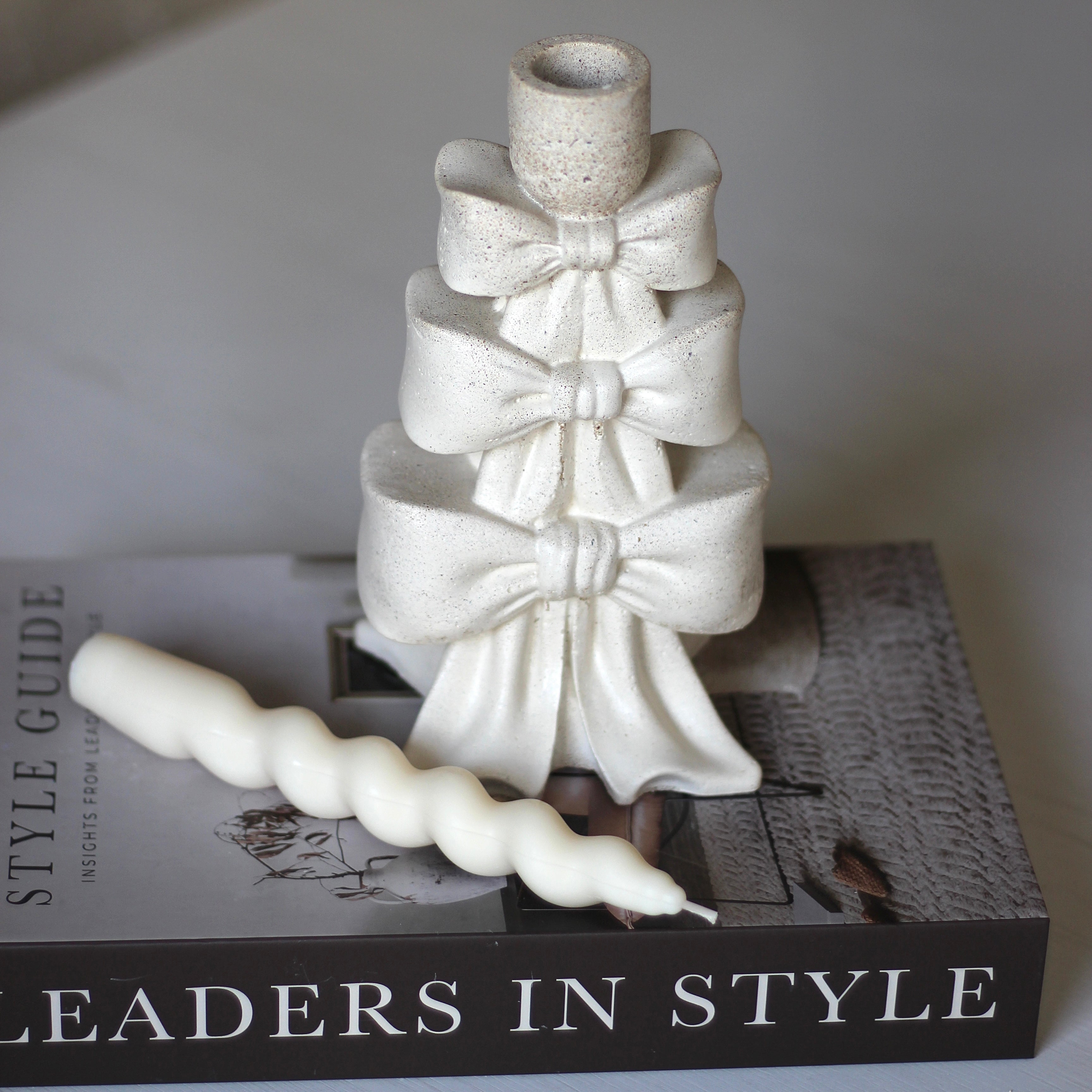 Weihnachten Beton Kerzenhalter „Schleifen" (beidseitig mit Schleifen)