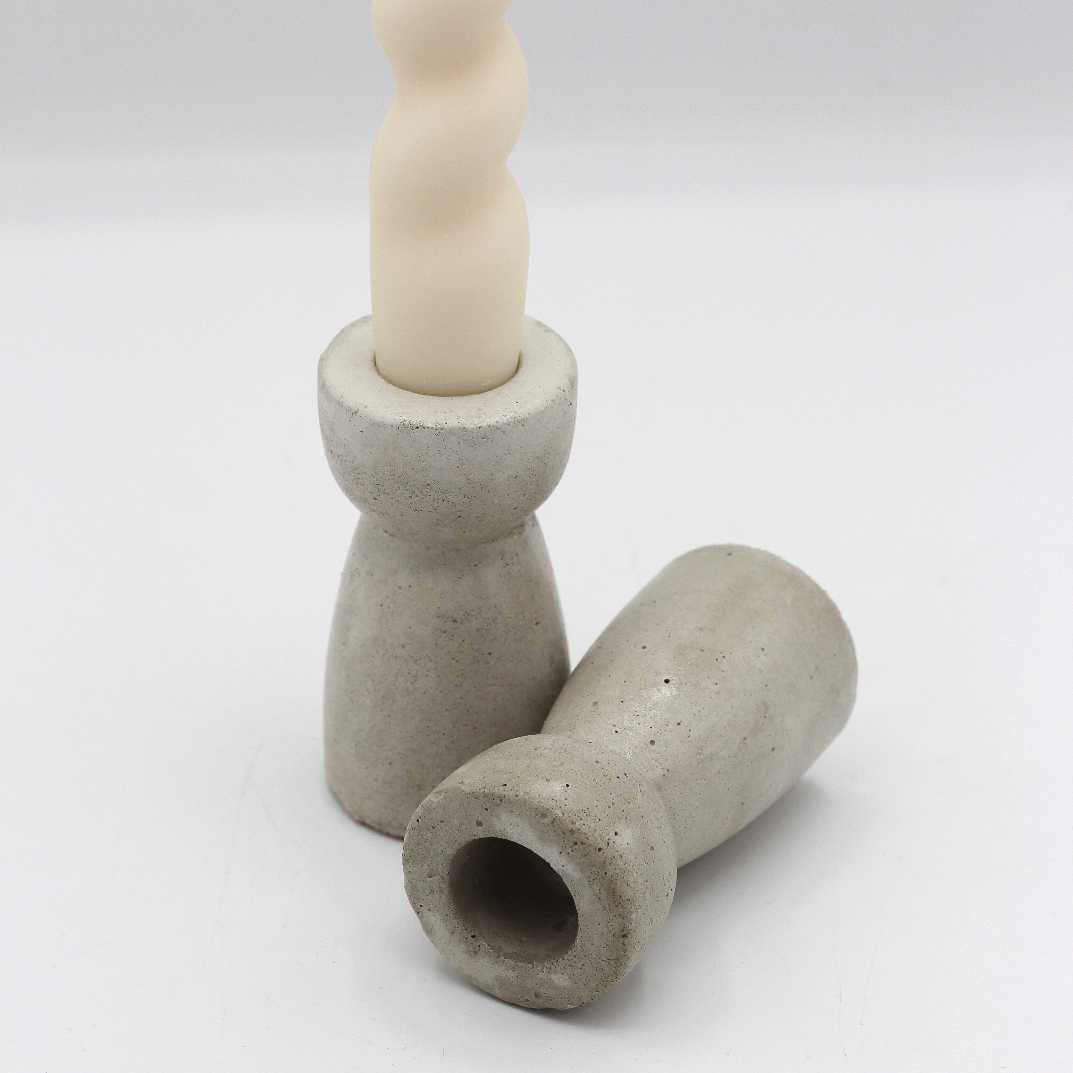Beton Kerzenständer "Belle"