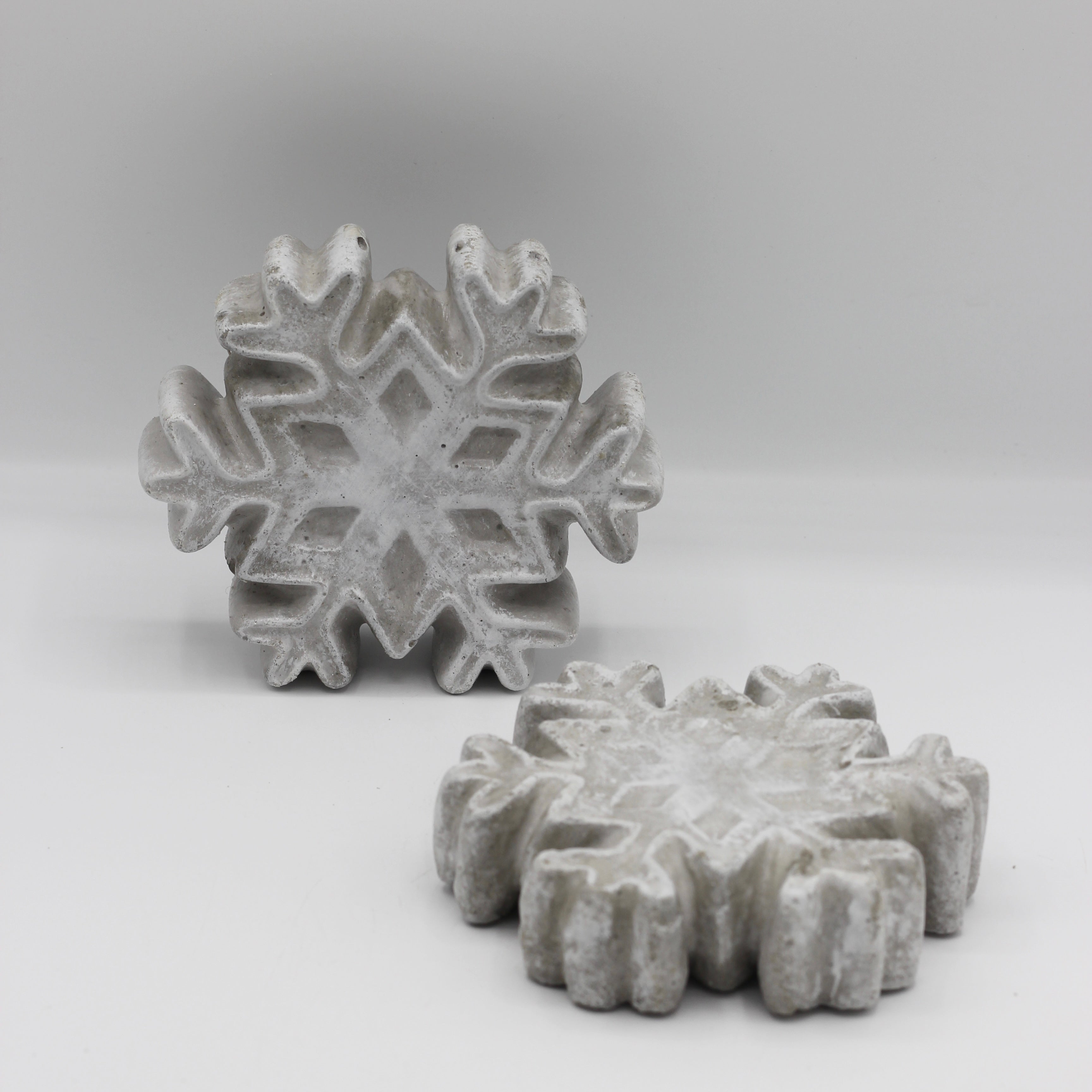Beton Dekoration Weihnachten „Schneeflocke groß stehend"