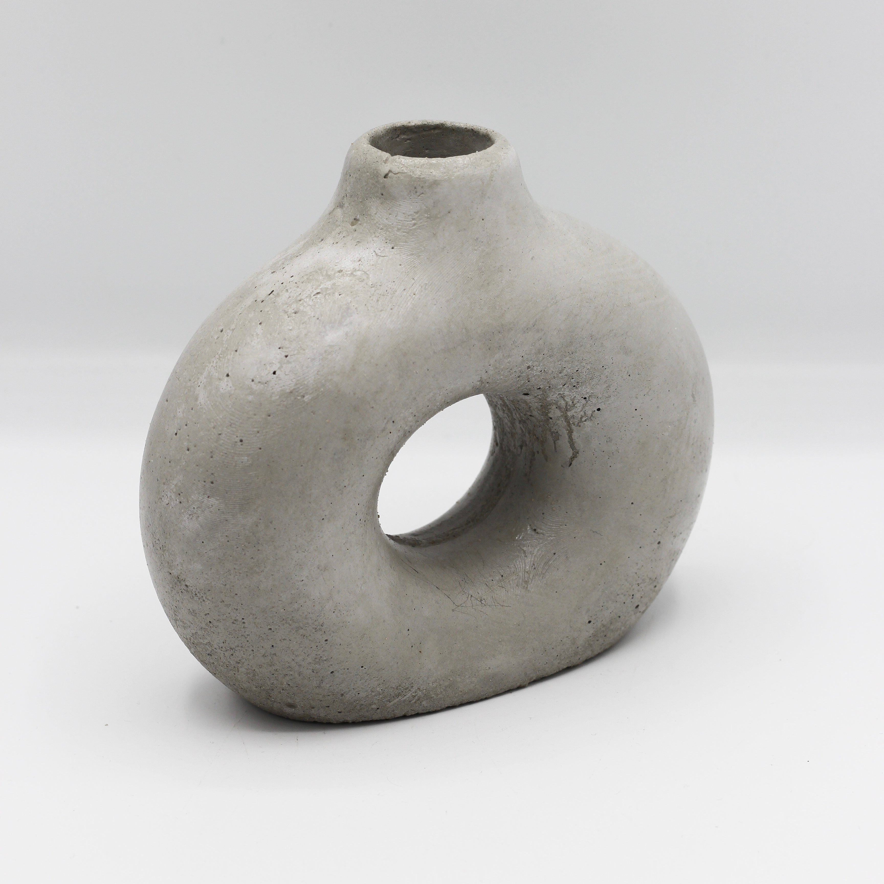 Betonvase „O-Vase“
