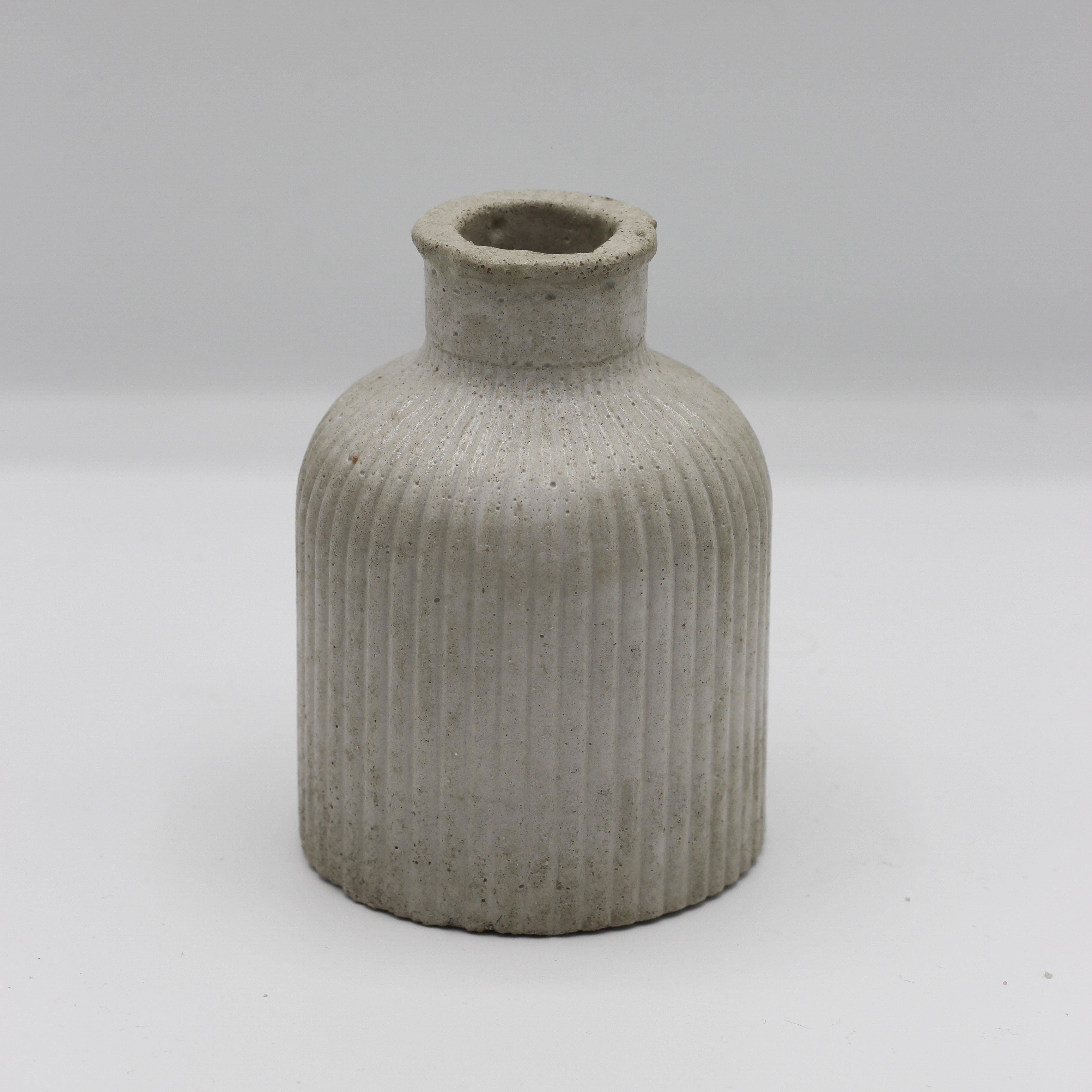 Betonvase; Vase ; Trockenblumenvase 1