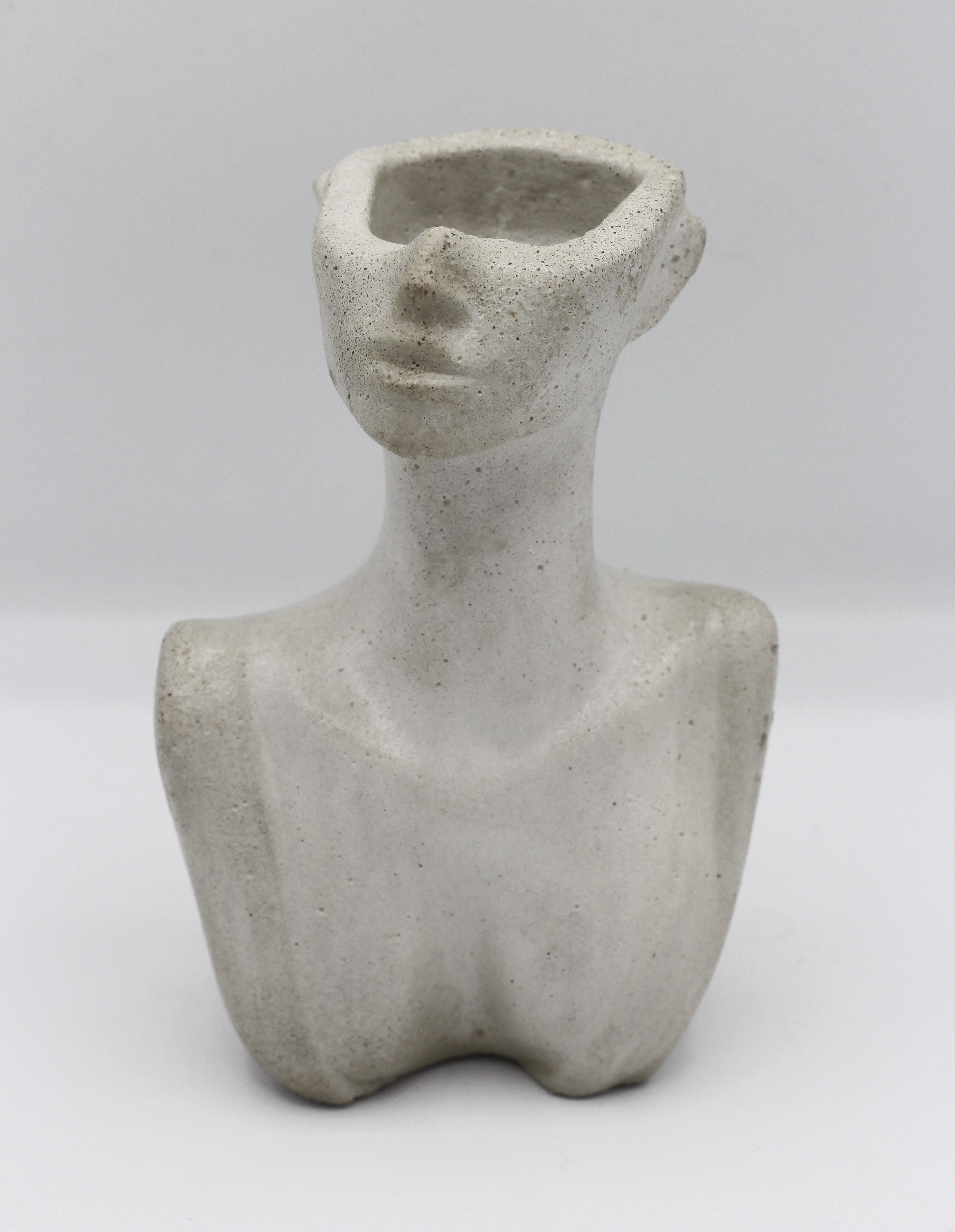 Betonvase; Frau; Körper; 
Trockenblumenvase „Lady Grey“
